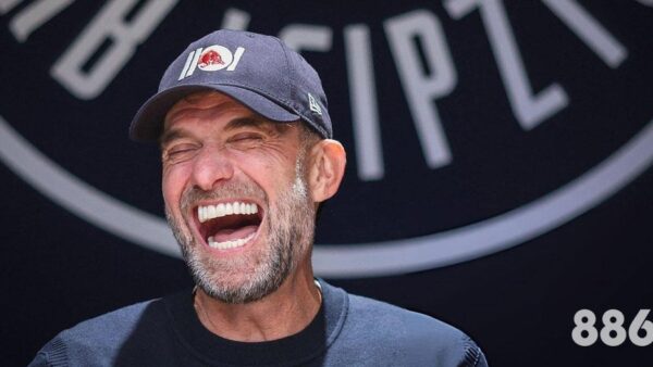 万博体育mantbex闪退事件：一场意外的技术风波